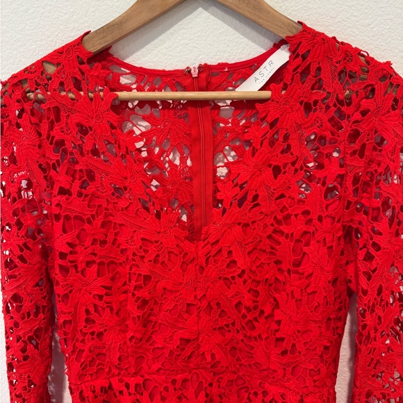 Astr the Label Lace Long Sleeve Dress - Picture 7 of 10